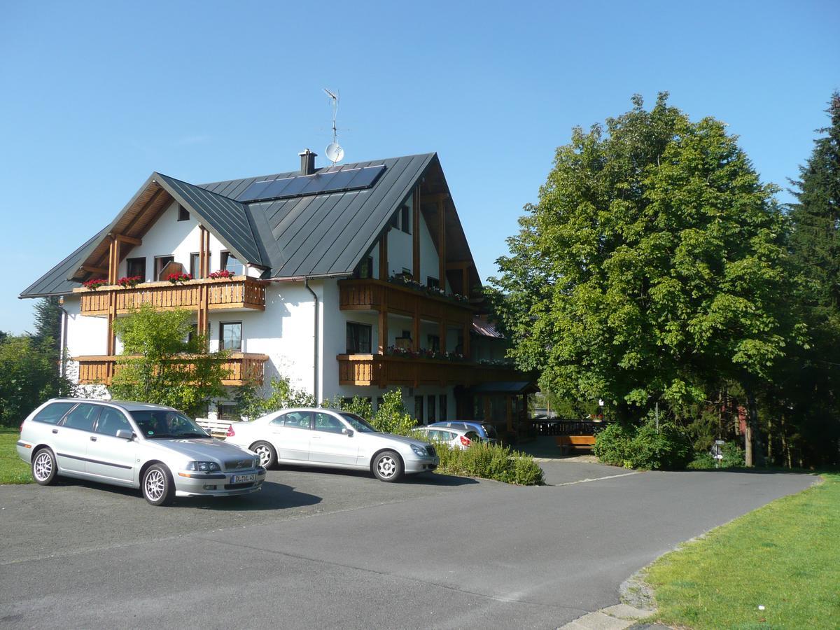 Hotel Bergblick 3*